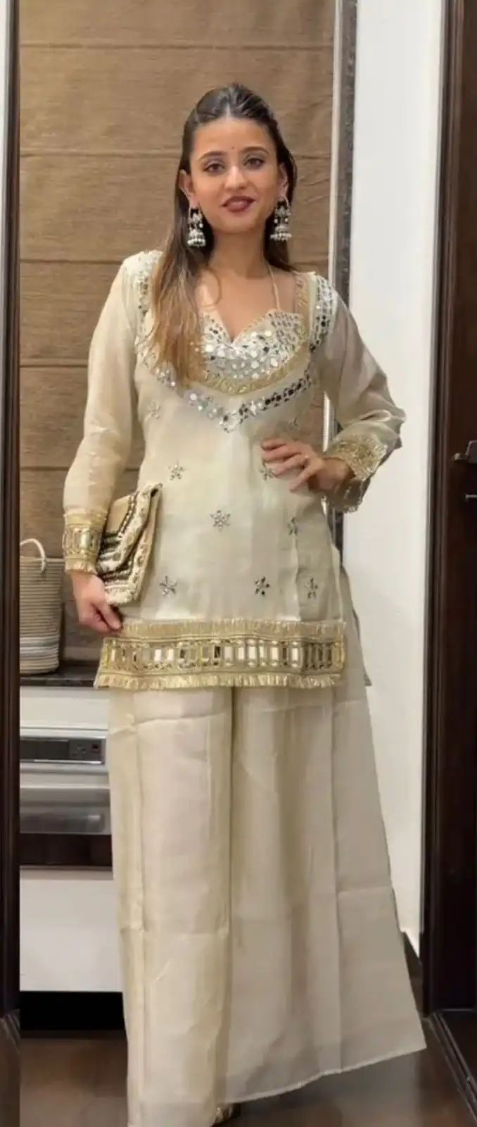 Off White Fendy Silk Mirror Lace Work Salwar Suit