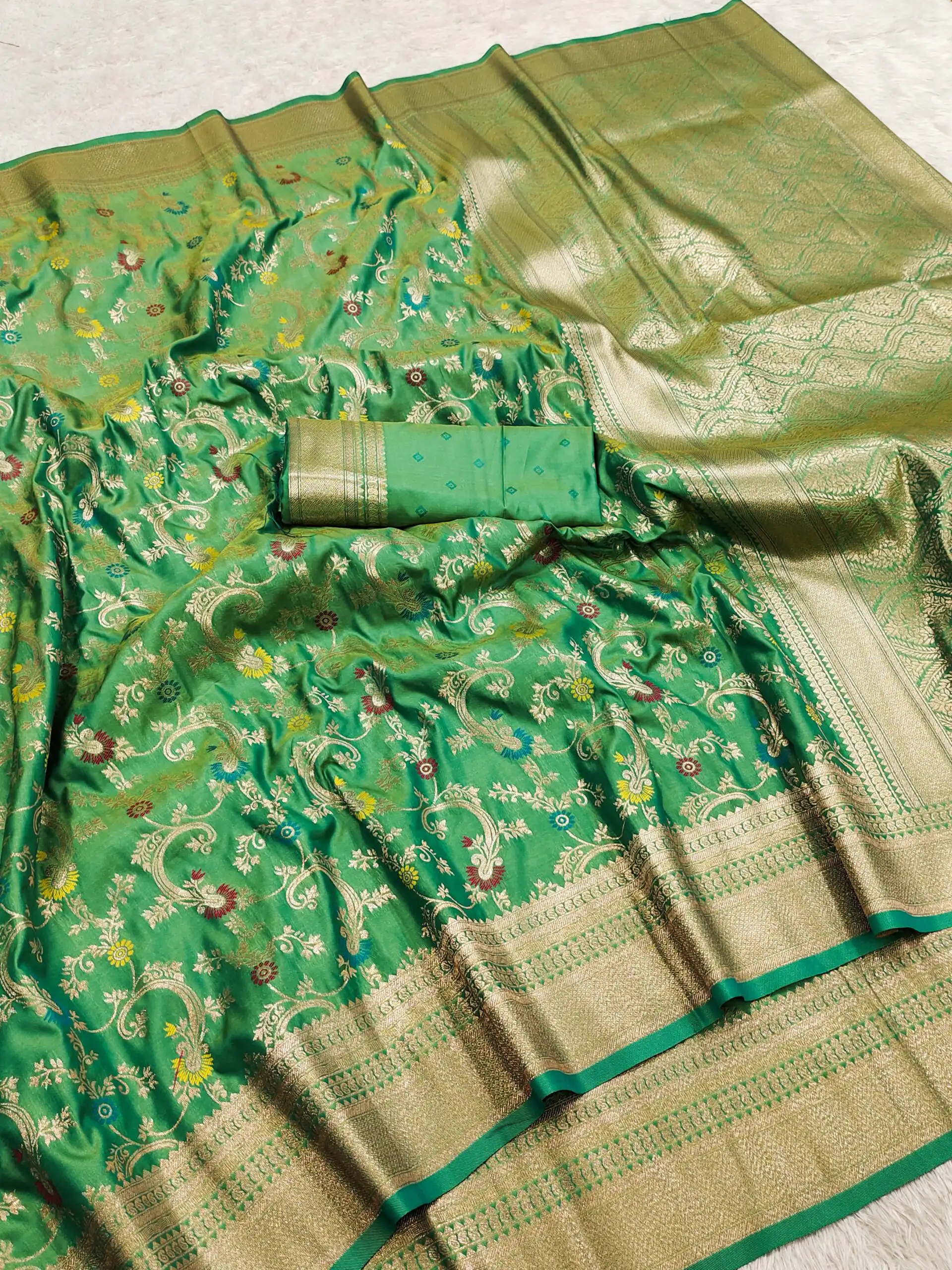 MB 548 Parrot Green Banarasi silk Saree with Zari Work & Lace Work. Wedding, Party, Festive, Now at just ₹1949. Delivery 4-6 Working Days. Shop now. | Designer Sarees, Sarees, Bollywood Sarees, Creative Sarees, Embroidered Sarees, Ethnic Saree, Modern Digital sarees, Party Wear Sarees