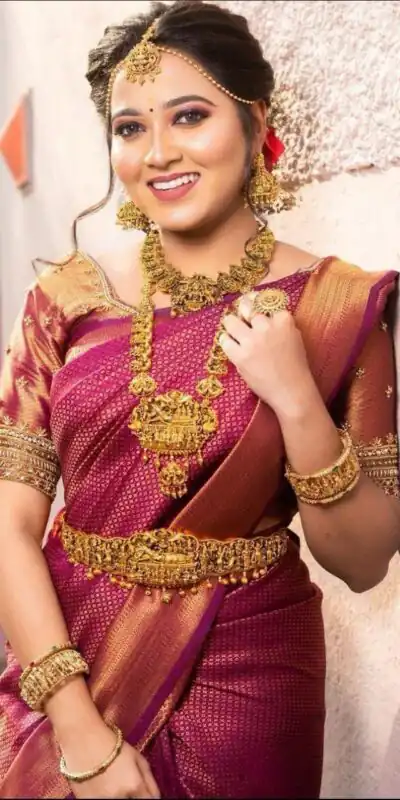 KP 5047 Pink Soft Lichi Silk Saree Perfect for Wedding, Party, Reception, Diwali, Ethnic Day – . Affordable Price ₹1299. Delivery 4-6 Working Days. | Designer Sarees, Sarees, Bollywood Sarees, Creative Sarees, Embroidered Sarees, Ethnic Saree, Modern Digital sarees, Party Wear Sarees