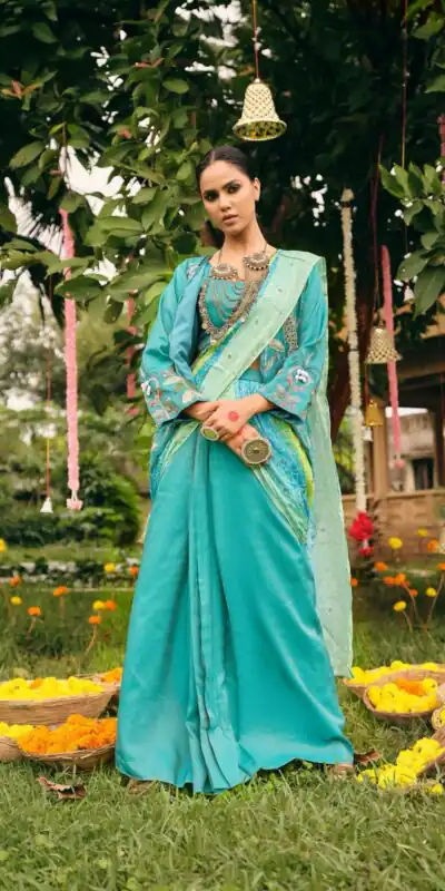 RR 34 Blue Shimmer Saree Perfect for Wedding, Party, Cultural Events, Durga Puja, Reception – . Best Price ₹2049. Delivery 4-6 Working Days. Shop now. | Designer Sarees, Modern Digital sarees, Sarees, Bollywood Sarees, Creative Sarees, Embroidered Sarees, Ethnic Saree, Party Wear Sarees