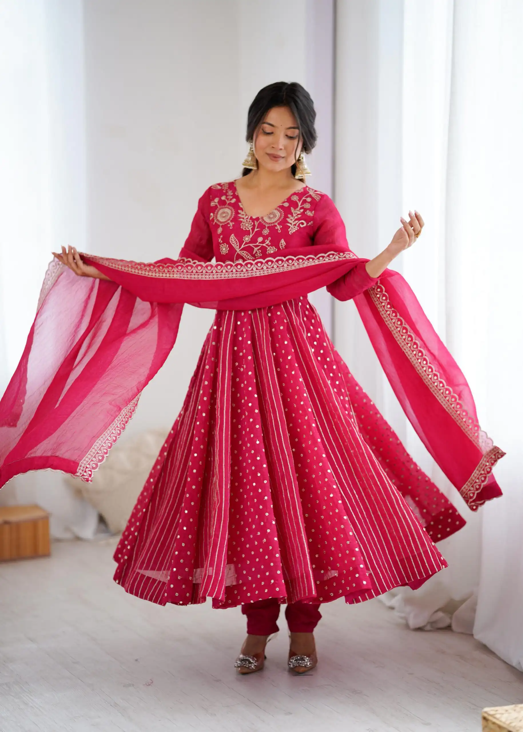 SRK 5293 Pink With Crunchy Silk With Fully Flair with Lace Work & Embroidery Work Anarkali Gown . Introductory Price ₹2149. Delivery 4-6 Worki | Gowns, Bollywood Gowns, Creative Gowns, Designer Gowns, Embroidered Gowns, Party Wear Gowns