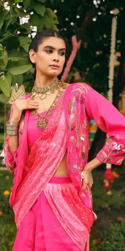 RR 34 Pink Shimmer Saree Perfect for Wedding, Party, Cultural Events, Durga Puja, Reception – . Best Price ₹2049. Delivery 4-6 Working Days. Shop now. | Designer Sarees, Modern Digital sarees, Sarees, Bollywood Sarees, Creative Sarees, Embroidered Sarees, Ethnic Saree, Party Wear Sarees