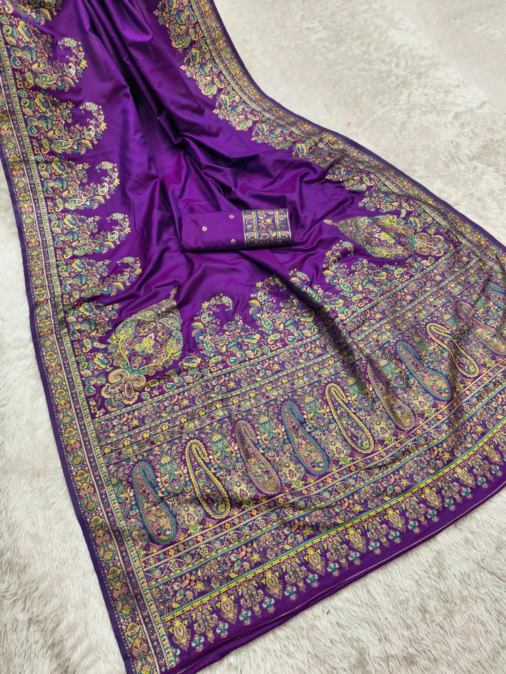 MB 46 Purple Color Pashmina Silk Woven Motifs Saree . Wedding, Party, Festive, Available at ₹2399 only. Delivery 4-6 Working Days. Shop now. | Designer Sarees, Sarees, Bollywood Sarees, Creative Sarees, Embroidered Sarees, Ethnic Saree, Modern Digital sarees, Party Wear Sarees