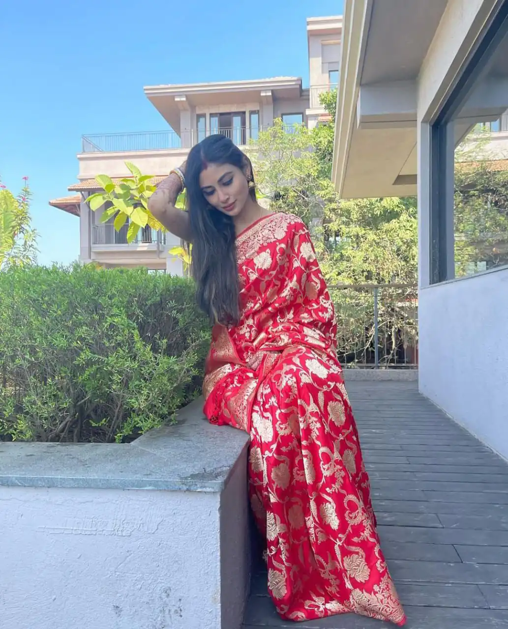 KPR 115 Red Color Soft Lichi Silk Saree with Lace Border & Lace Work. Best Price ₹1399. Delivery 4-6 Working Days. Shop now. | Designer Sarees, Sarees, Bollywood Sarees, Creative Sarees, Embroidered Sarees, Ethnic Saree, Modern Digital sarees, Party Wear Sarees