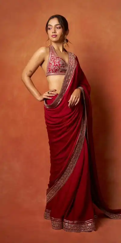 SC 1014 Red Soft Rangoli Silk Saree with Embroidery Work & Lace Work. Special Price ₹1949. Delivery 4-6 Working Days. Shop now. | Designer Sarees, Sarees, Bollywood Sarees, Creative Sarees, Embroidered Sarees, Ethnic Saree, Modern Digital sarees, Party Wear Sarees