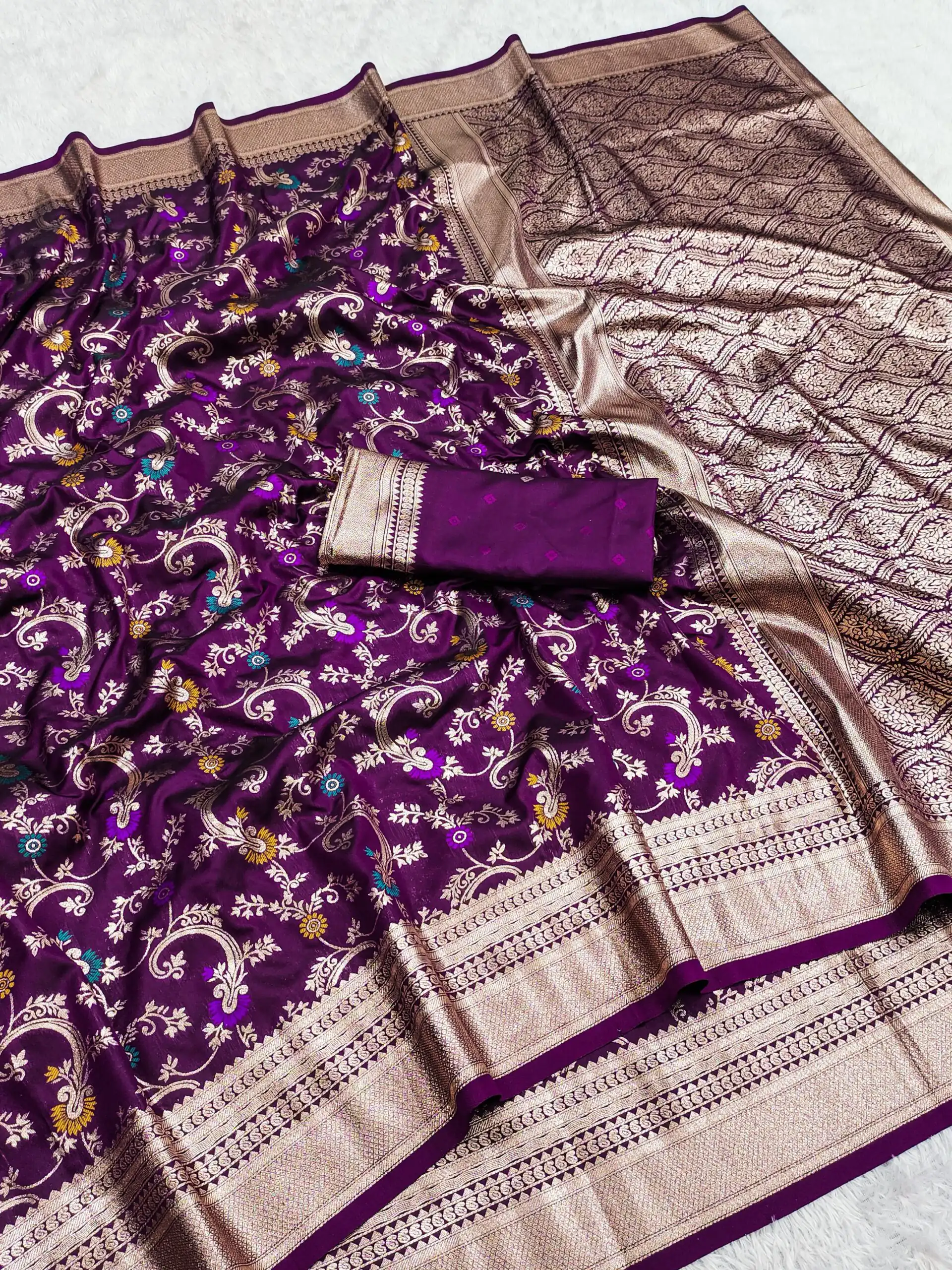 MB 548 Wine Banarasi silk Saree with Zari Work & Lace Work. Wedding, Party, Festive, Now at just ₹1949. Delivery 4-6 Working Days. Shop now. | Designer Sarees, Sarees, Bollywood Sarees, Creative Sarees, Embroidered Sarees, Ethnic Saree, Modern Digital sarees, Party Wear Sarees