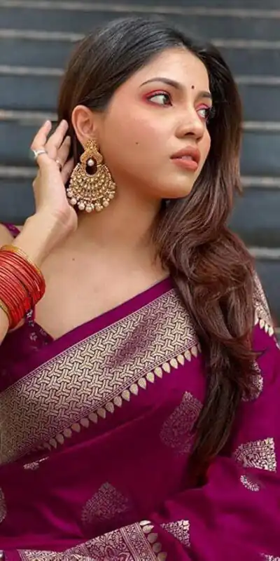 KP 6001 Wine in Soft Lichi Silk Lace Border & Lace Work Saree . Exclusive Offer ₹1399. Delivery 4-6 Working Days. Shop now. | Designer Sarees, Sarees, Bollywood Sarees, Creative Sarees, Embroidered Sarees, Ethnic Saree, Modern Digital sarees, Party Wear Sarees