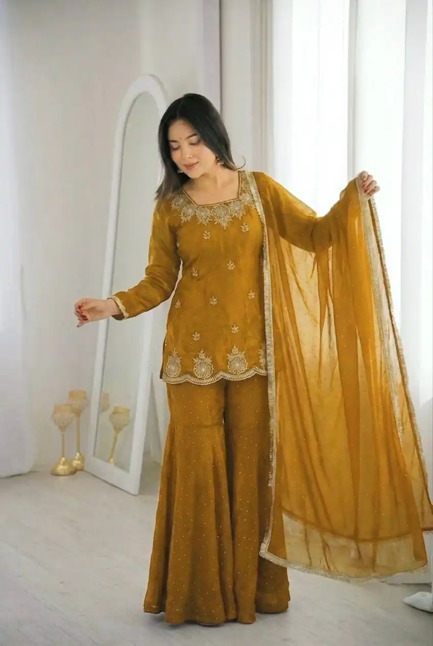 Aglow Mustered Fendy Silk Embroidery Work Salwar Suit - Image 4