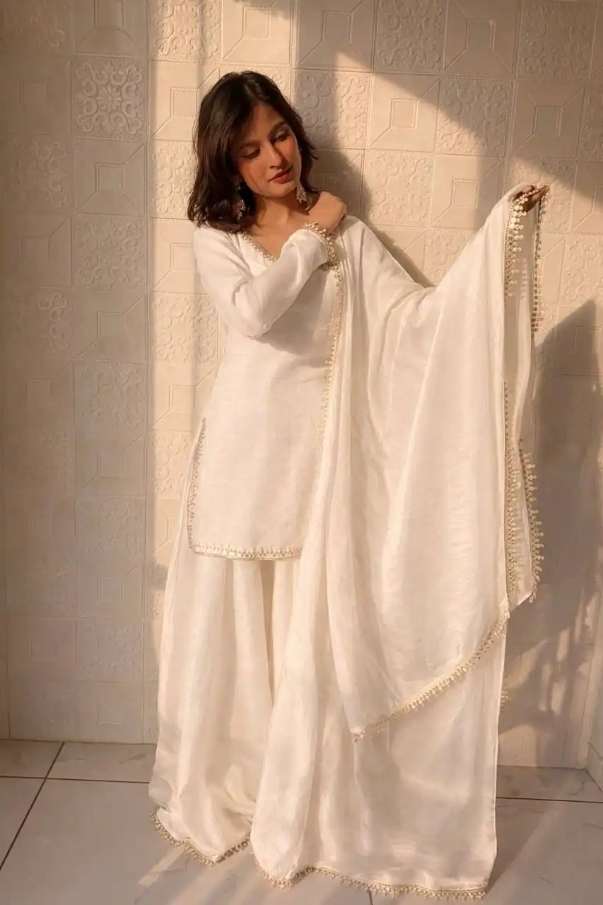 Elegant White Fandy Silk Embroidery Work Salwar Suit - Image 2