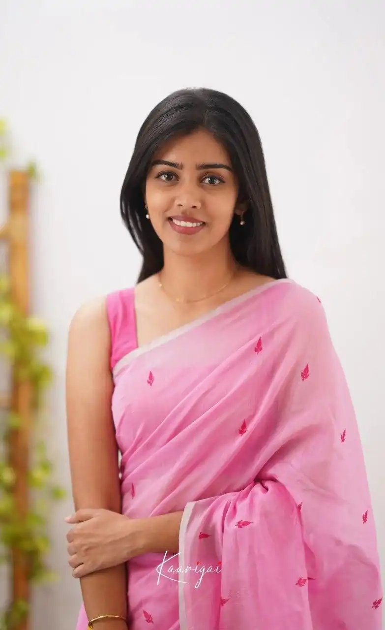 Perfect Pink Soft Lilan Slab Weaving Work Saree - Image 4