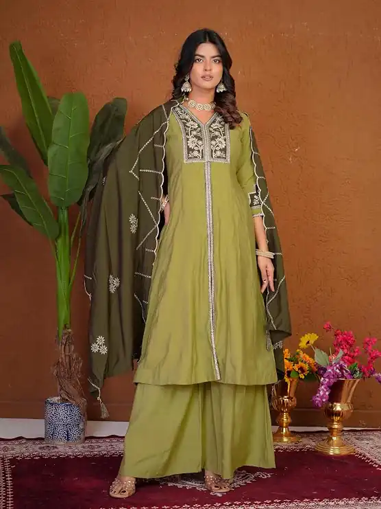 Shiny Pista Roman Silk Thread Work Salwar Suit - Image 4