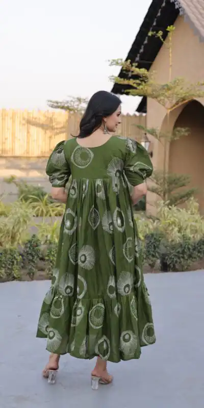 KA 1249 Green Color Cotton Kurti with Printed Designer Work. Exclusive Offer ₹1519. Delivery 4-6 Working Days. Online Shop now. | Kurti, Bollywood Kurti, Creative Kurtis, Designer Kurti, Party Wear Kurti, Selfie Kurti