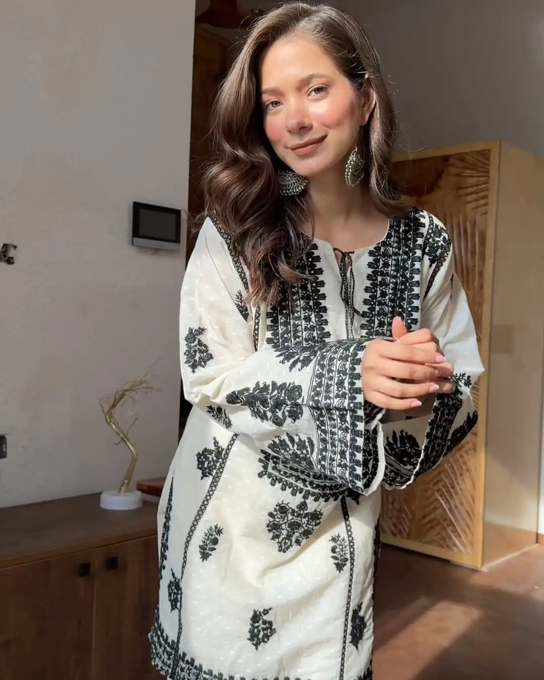 SRK 5349 White Rayon Butti Silk Salwar Suit with Embroidery Work. Special Price ₹1899. Delivery 4-6 Working Days. Shop now. | Jump Suits, Salwar suit, Casual Suits, Creative suits, Designer Suits, Palazzo Suits, Party Wear Suits, Patiala Suits, Straight Suits