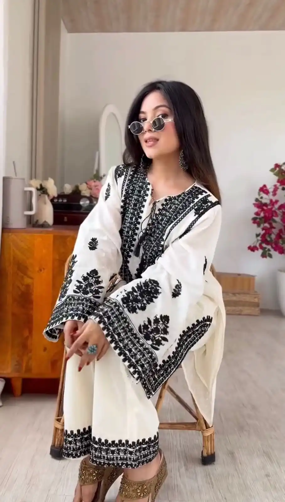 SRK 5349 White Rayon Butti Silk Salwar Suit with Embroidery Work. Special Price ₹1899. Delivery 4-6 Working Days. Shop now. | Jump Suits, Salwar suit, Casual Suits, Creative suits, Designer Suits, Palazzo Suits, Party Wear Suits, Patiala Suits, Straight Suits