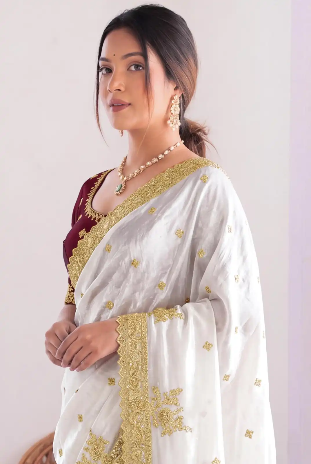 JR 666 White Fendy Satin Saree Perfect for Wedding, Party, Durga Puja, Raksha Bandhan, Sangeet – . Festive Deal ₹1949. Delivery 4-6 Working Days. | Designer Sarees, Modern Digital sarees, Sarees, Bollywood Sarees, Creative Sarees, Embroidered Sarees, Ethnic Saree, Party Wear Sarees