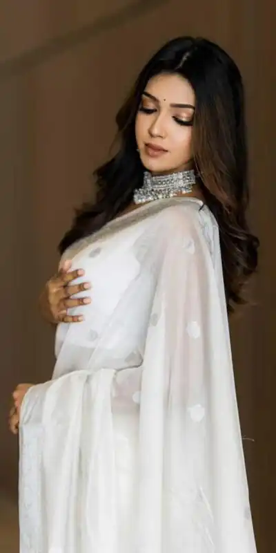 KPR 120 White Soft Lilan Slab Saree Perfect for Wedding, Party, Lohri, Durga Puja, Pongal – . Get it for ₹1349. Delivery 4-6 Working Days. Shop now. | Designer Sarees, Modern Digital sarees, Sarees, Bollywood Sarees, Creative Sarees, Embroidered Sarees, Ethnic Saree, Party Wear Sarees