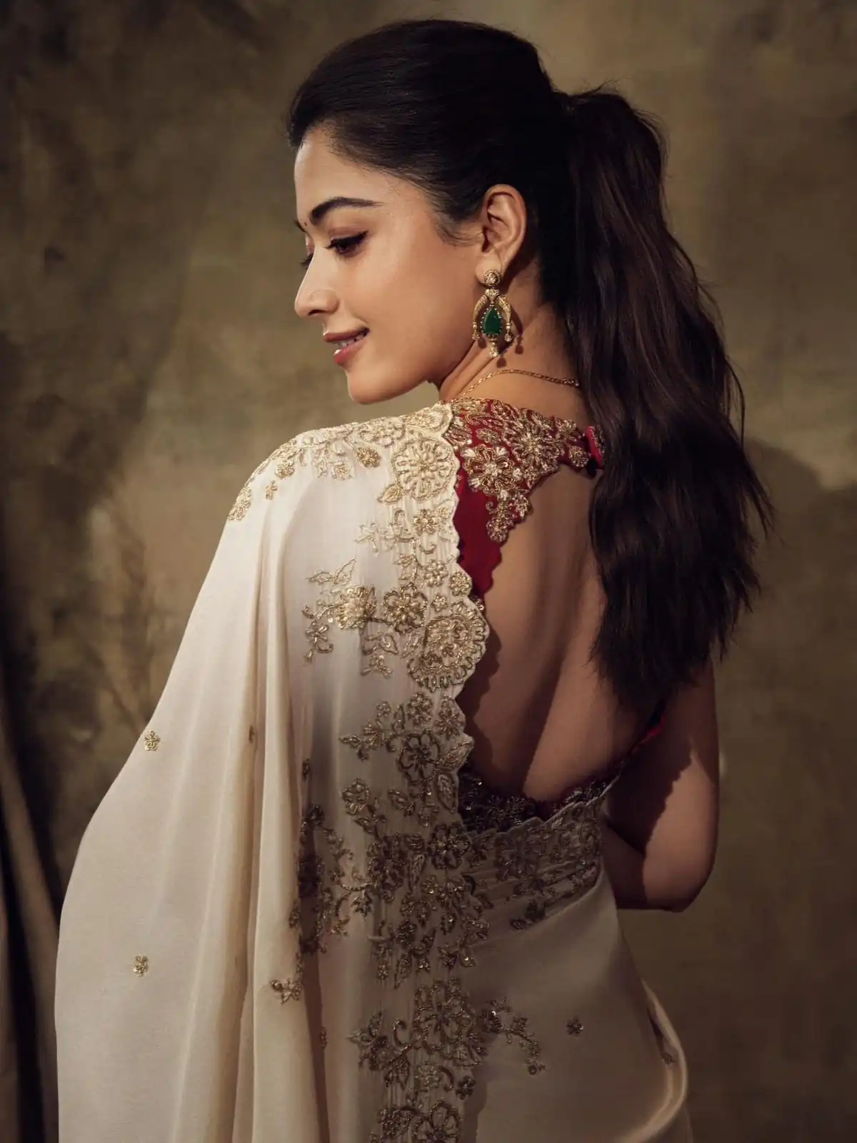 NC 5594 Off White Soft Rangoli Silk Saree with Embroidery Work & Lace Work. Special Price ₹2099. Delivery 4-6 Working Days. Shop now. | Designer Sarees, Modern Digital sarees, Sarees, Bollywood Sarees, Creative Sarees, Embroidered Sarees, Ethnic Saree, Party Wear Sarees