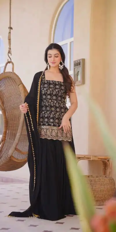MD 3093 Black Blooming Faux Georgette Salwar Suit Perfect for Wedding, Party, Makar Sankranti, Baby Shower, Traditional Day – . Special Price ₹2149. Deliv | Jump Suits, Salwar suit, Casual Suits, Creative suits, Designer Suits, Palazzo Suits, Party Wear Suits, Patiala Suits, Straight Suits