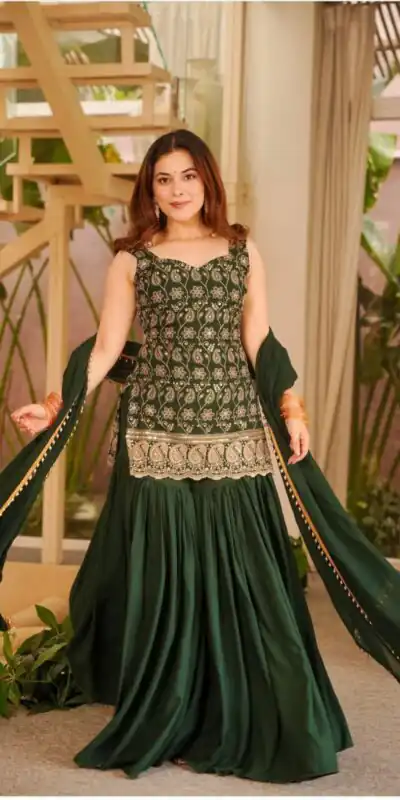 MD 3093 Green Blooming Faux Georgette Salwar Suit Perfect for Wedding, Party, Makar Sankranti, Baby Shower, Traditional Day – . Special Price ₹2149. Deliv | Jump Suits, Salwar suit, Casual Suits, Creative suits, Designer Suits, Palazzo Suits, Party Wear Suits, Patiala Suits, Straight Suits
