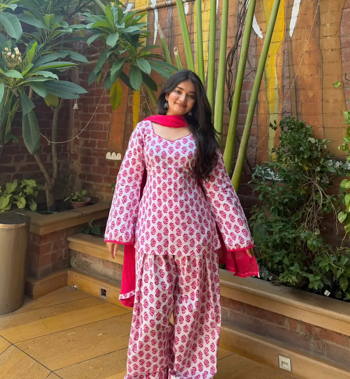 Fancy Pink Cambric Cotton Printed Salwar Suit - Image 4