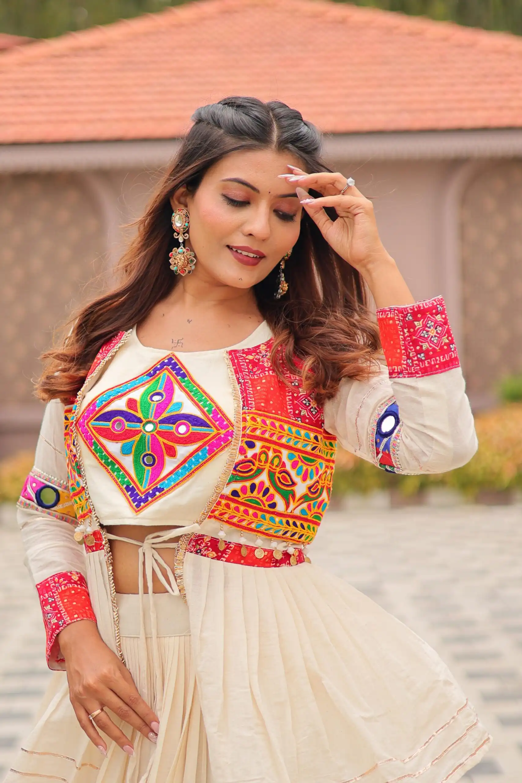 Fancy White Pure Cotton Mirror Gamthi Work Lehenga Choli - Image 7