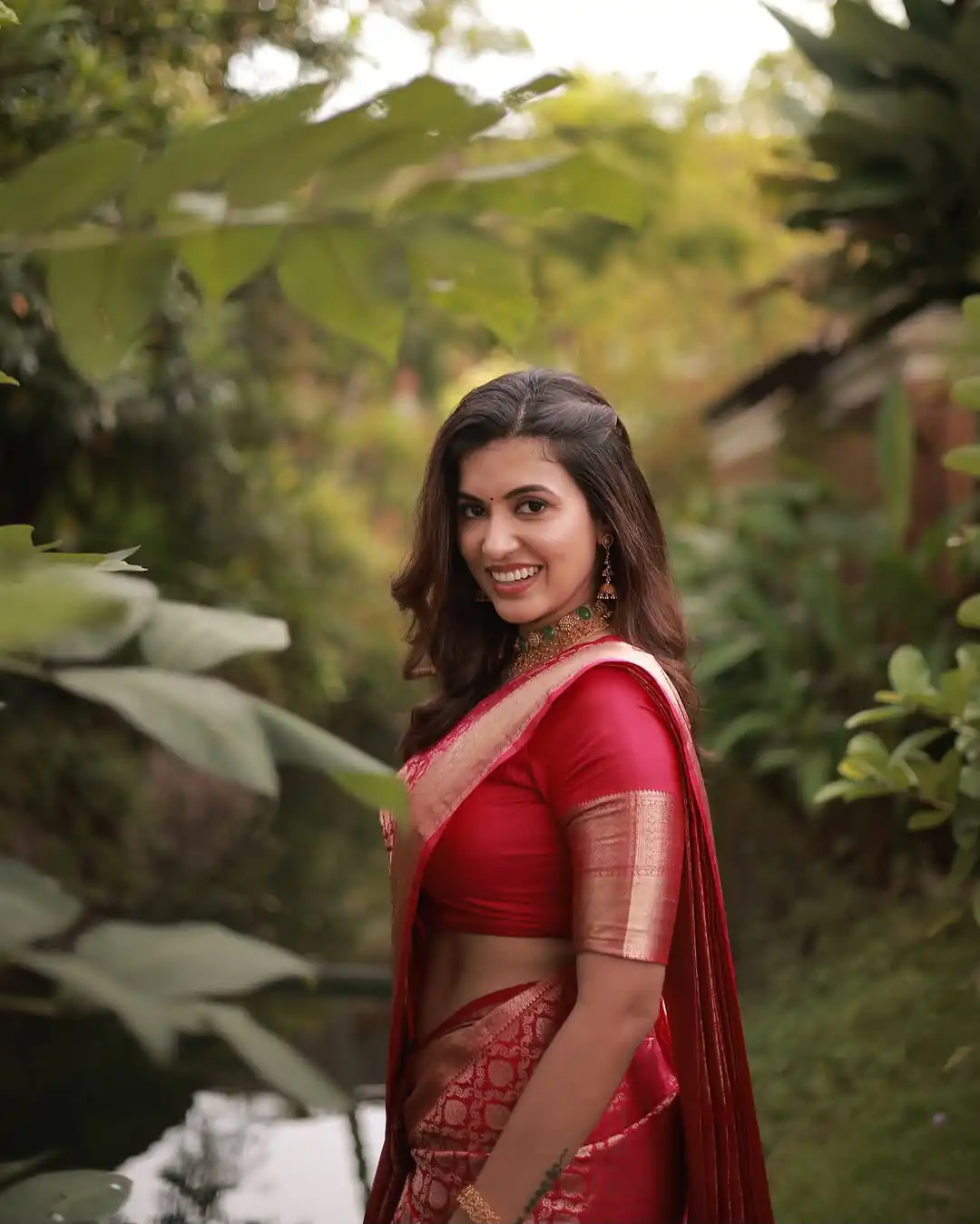 Pretty Gajri Soft Lichi Silk All Over Work Saree - Image 9