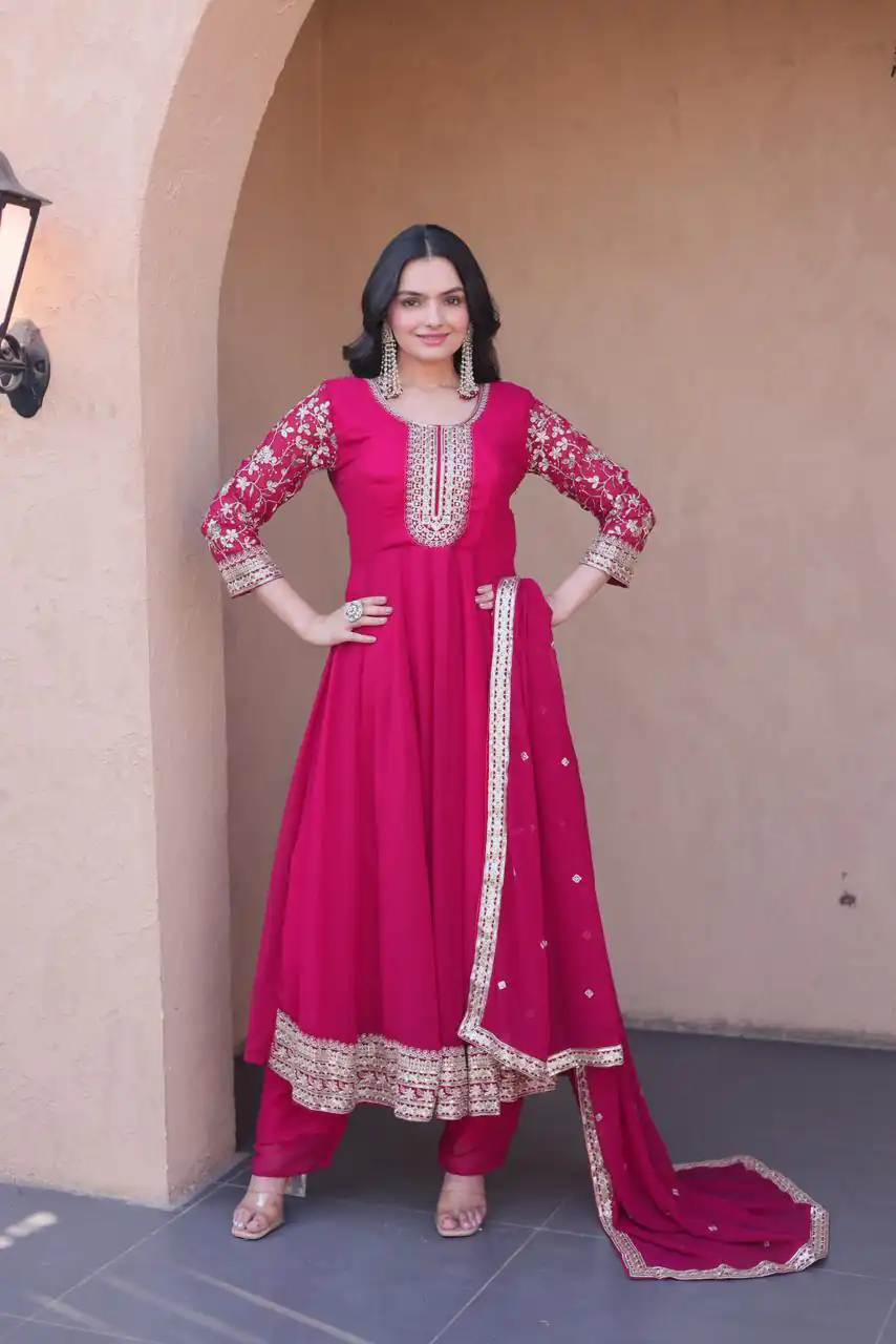 Simple Pink Faux Blooming Embroidery Zari Work Gown - Image 4