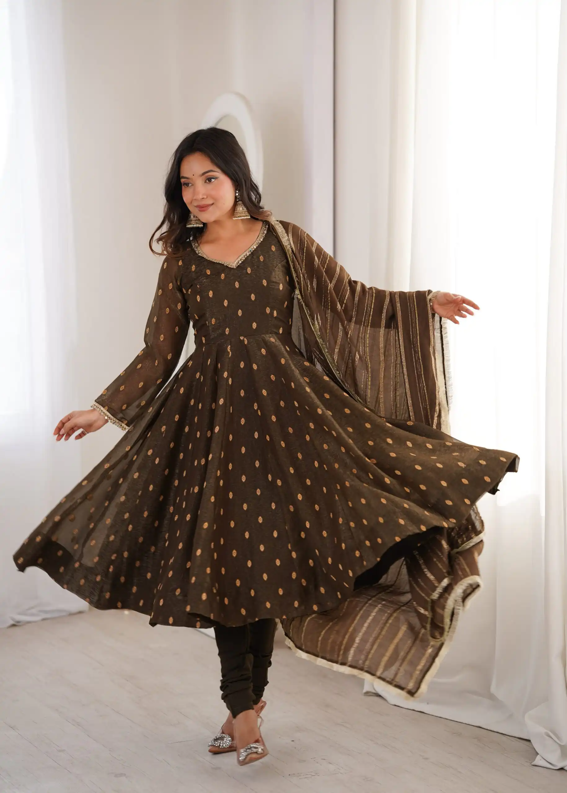 Stunning Brown Crunchy Silk Jacquard Work Gown - Image 3