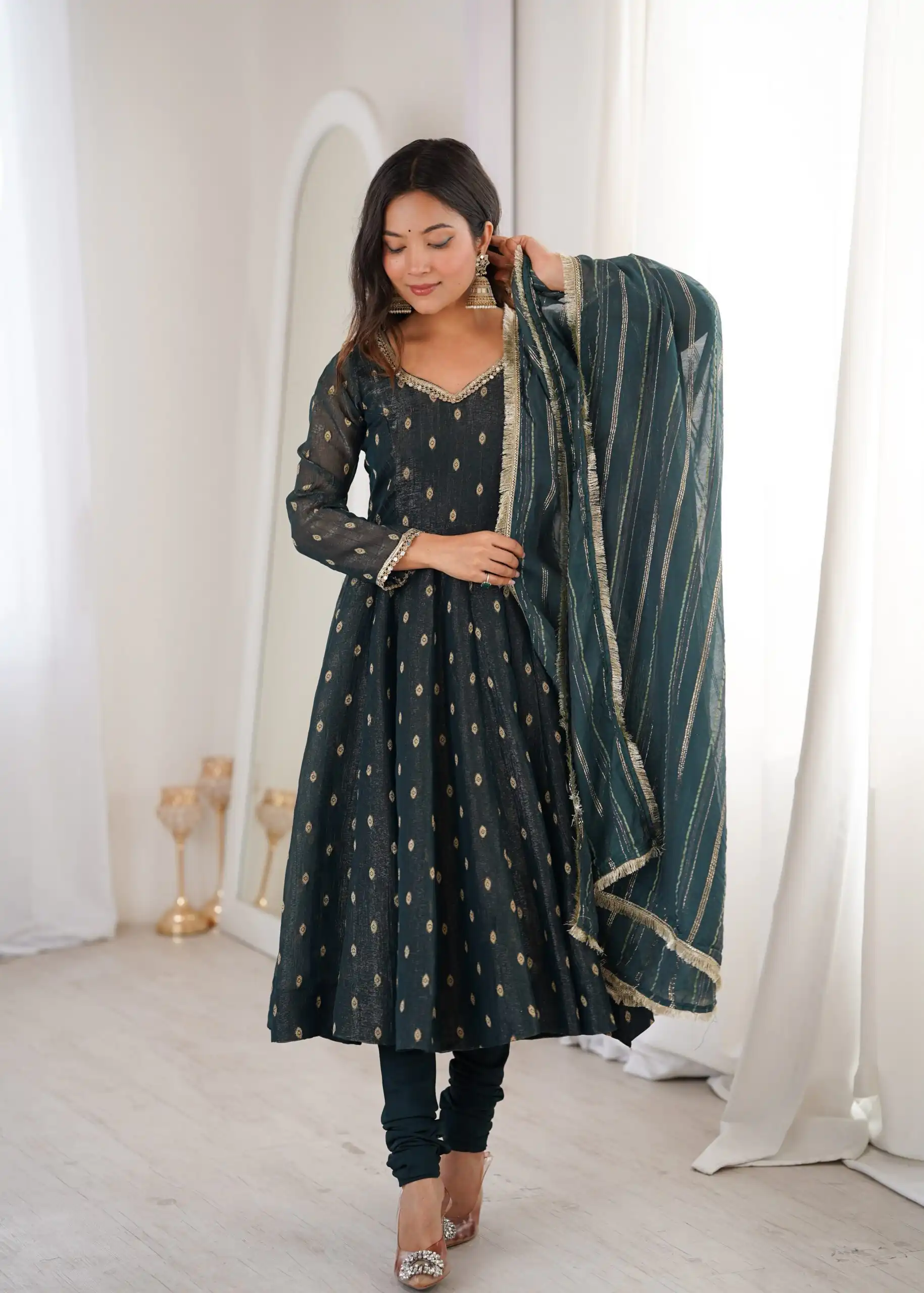 Stunning Teal Crunchy Silk Jacquard Work Gown - Image 2