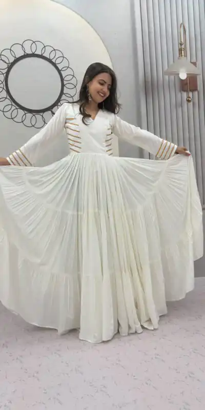 Alternative view of Super White Pure Cotton Lace Work Gown