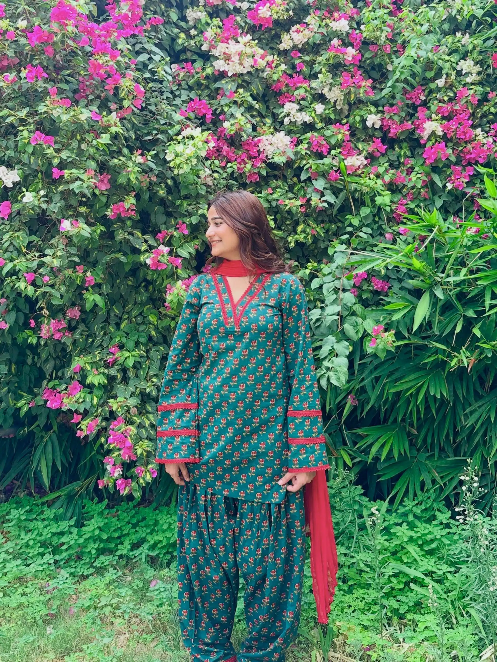 Trendy Rama Natural Crep Digital Print Salwar Suit - Image 2