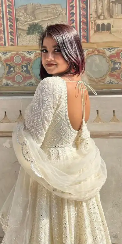 ZB 5029 White Fox Georgette Gown Perfect for Wedding, Party, Makar Sankranti, Festival Celebrations, Engagement –. Grab it for ₹2549. Delivery 4-6 Worki | Gowns, Bollywood Gowns, Creative Gowns, Designer Gowns, Embroidered Gowns, Party Wear Gowns