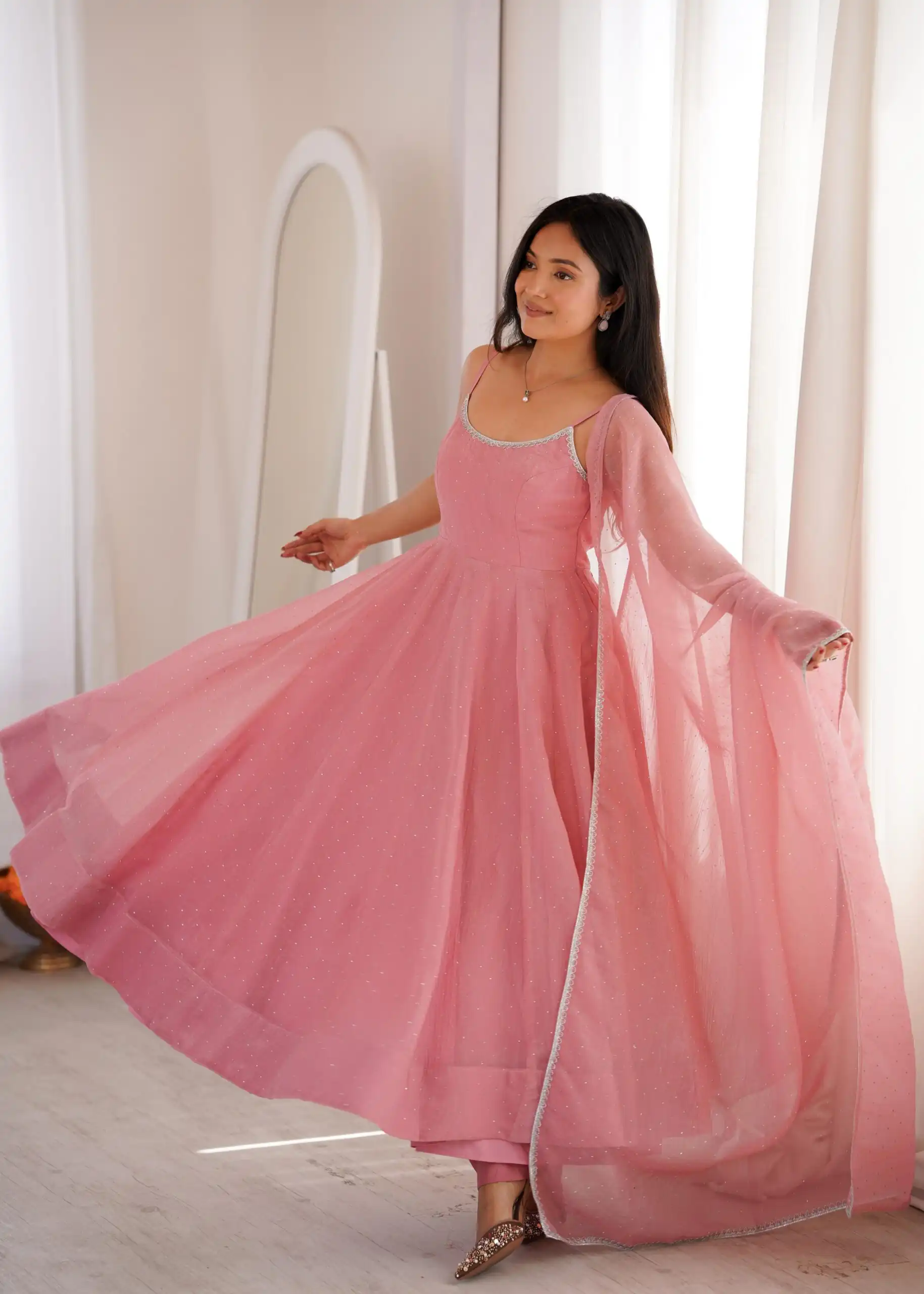 KB 287 Pink Crunchy Silk Salwar Suit Perfect for Wedding, Party, Onam, Housewarming, Karwa Chauth – . Get it for ₹1999. Delivery 4-6 Working Days. | Anarkali Suits, Bollywood Anarkali, Creative-Anarkali, Designer Anarkali, Embroidered Anarkali, Party Wear Anarkali