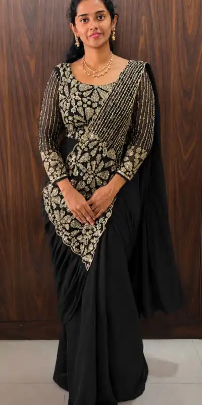 ST 1201 Black in Faux Georgette Zari Work & Embroidery Work Saree. Special Price ₹1899. Delivery 4-6 Working Days. Shop now. | Designer Sarees, Modern Digital sarees, Sarees, Bollywood Sarees, Creative Sarees, Embroidered Sarees, Ethnic Saree, Party Wear Sarees