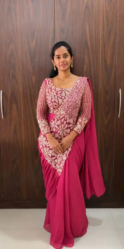 ST 1201 Pink in Faux Georgette Zari Work & Embroidery Work Saree. Special Price ₹1899. Delivery 4-6 Working Days. Shop now. | Designer Sarees, Modern Digital sarees, Sarees, Bollywood Sarees, Creative Sarees, Embroidered Sarees, Ethnic Saree, Party Wear Sarees