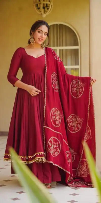 MD 3102 Maroon Colour Roman Silk Salwar Suit with Embroidery Work. Best Price ₹2549. Delivery 4-6 Working Days. Shop now. | Anarkali Suits, Bollywood Anarkali, Creative-Anarkali, Designer Anarkali, Embroidered Anarkali, Party Wear Anarkali