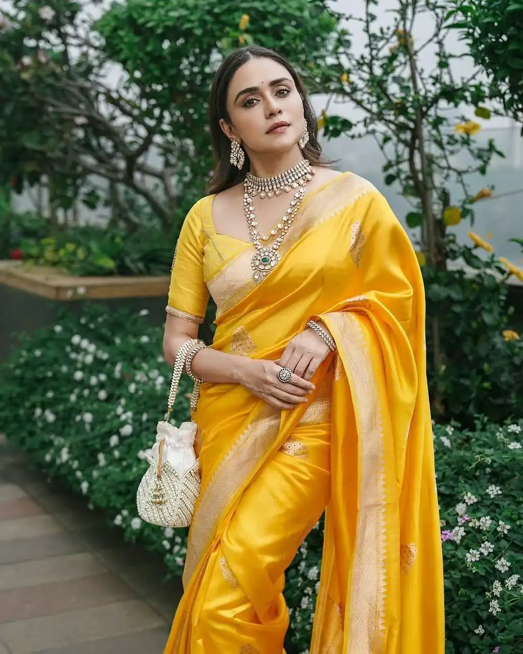 KPR 253 Yellow Color Yellow Soft Lichi Silk Saree with Jacquard Work. Best Price ₹1349. Delivery 4-6 Working Days. Shop now. | Designer Sarees, Modern Digital sarees, Sarees, Bollywood Sarees, Creative Sarees, Embroidered Sarees, Ethnic Saree, Party Wear Sarees