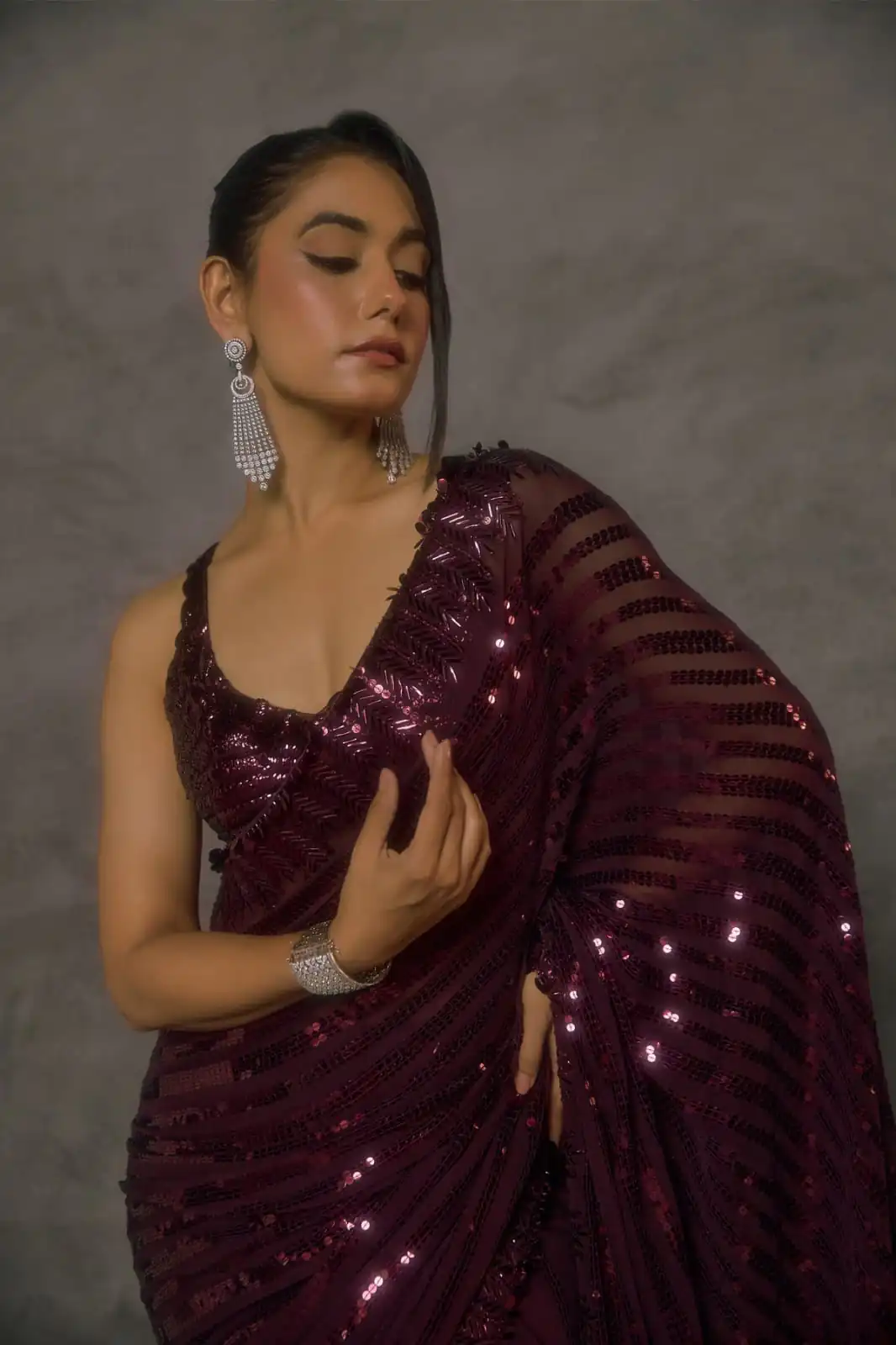 DF 3476 Wine Faux Georgette Saree Perfect for Wedding, Party, Cultural Events, Traditional Day, Pooja – . Grab it for ₹1799. Delivery 4-6 Working Day | Designer Sarees, Modern Digital sarees, Sarees, Bollywood Sarees, Creative Sarees, Embroidered Sarees, Ethnic Saree, Party Wear Sarees
