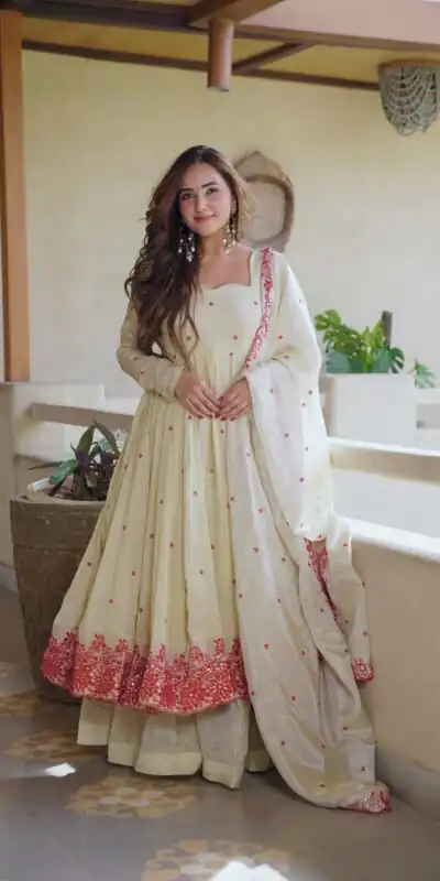 SRK 5360 Off White Dimond Silk Salwar Suit Perfect for Wedding, Party, Cultural Events, Traditional Day, Durga Puja –Affordable Price ₹2449/-. Delivery | Jump Suits, Salwar suit, Casual Suits, Creative suits, Designer Suits, Palazzo Suits, Party Wear Suits, Patiala Suits, Straight Suits