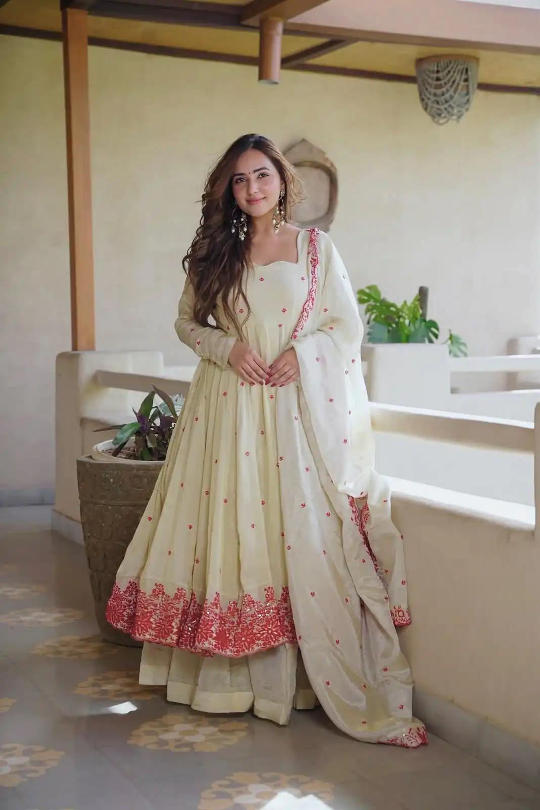 SRK 5360 Off White Dimond Silk Salwar Suit Perfect for Wedding, Party, Cultural Events, Traditional Day, Durga Puja –Affordable Price ₹2449/-. Delivery | Jump Suits, Salwar suit, Casual Suits, Creative suits, Designer Suits, Palazzo Suits, Party Wear Suits, Patiala Suits, Straight Suits