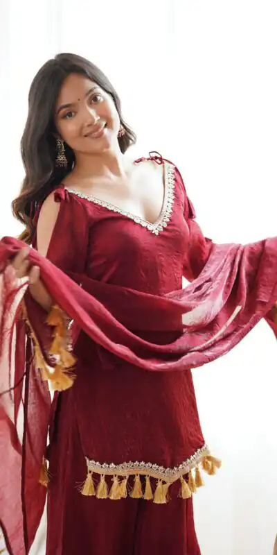 SRK 5357 Maroon Doremon Crush Salwar Suit Perfect for Wedding, Party, Traditional Day, Baisakhi, Karwa Chauth – . Exclusive Offer ₹2099. Delive | Jump Suits, Salwar suit, Casual Suits, Creative suits, Designer Suits, Palazzo Suits, Party Wear Suits, Patiala Suits, Straight Suits