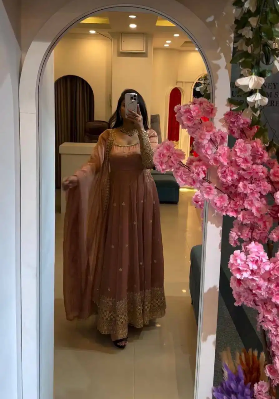 ZB 5069 Pink Gold Crazy Gown Perfect for Wedding, Party, Mehendi, Anniversary, Onam – . Grab it for ₹2099. Delivery 4-6 Working Days. Shop now. | Gowns, Bollywood Gowns, Creative Gowns, Designer Gowns, Embroidered Gowns, Party Wear Gowns