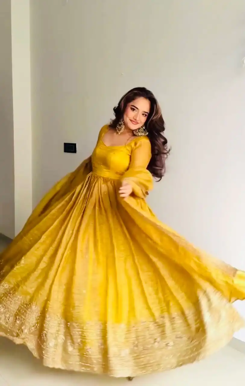 ZF 6012 Yellow in Gold Crush Zari Work & Embroidery Work Gown . Affordable Price ₹2149. Delivery 4-6 Working Days. Shop now. | Gowns, Bollywood Gowns, Creative Gowns, Designer Gowns, Embroidered Gowns, Party Wear Gowns