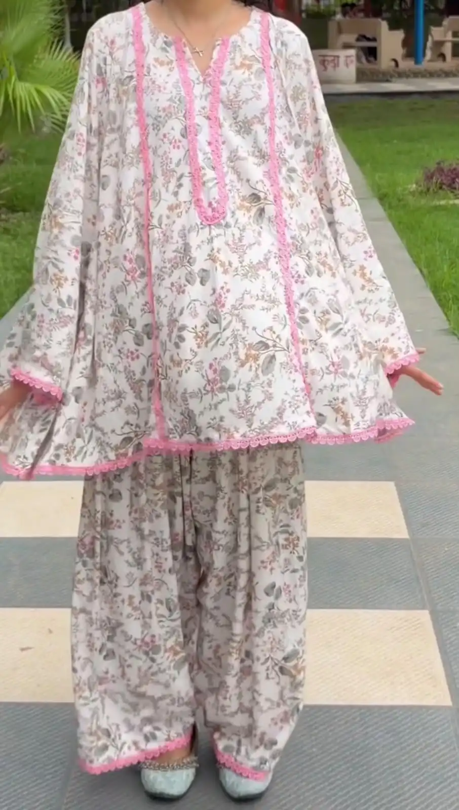 SRK 3180 Pink Natural Crep Lace Work & Digital Print Salwar Suit . Exclusive Offer ₹1949. Delivery 4-6 Working Days. Shop now. | Jump Suits, Salwar suit, Casual Suits, Creative suits, Designer Suits, Palazzo Suits, Party Wear Suits, Patiala Suits, Straight Suits