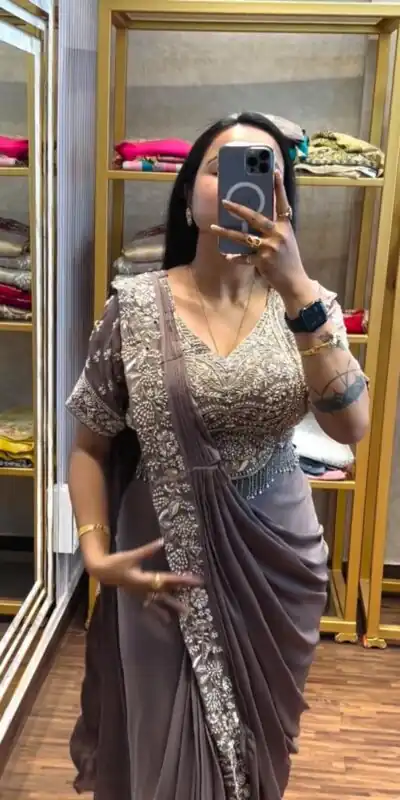 PST 1177 Dusty Rose Chinon Saree erfect for Wedding, Party, Baisakhi, Bridal Wear, Onam – . Special Price ₹2099. Delivery 4-6 Working Days. Shop now. | Designer Sarees, Modern Digital sarees, Sarees, Bollywood Sarees, Creative Sarees, Embroidered Sarees, Ethnic Saree, Party Wear Sarees
