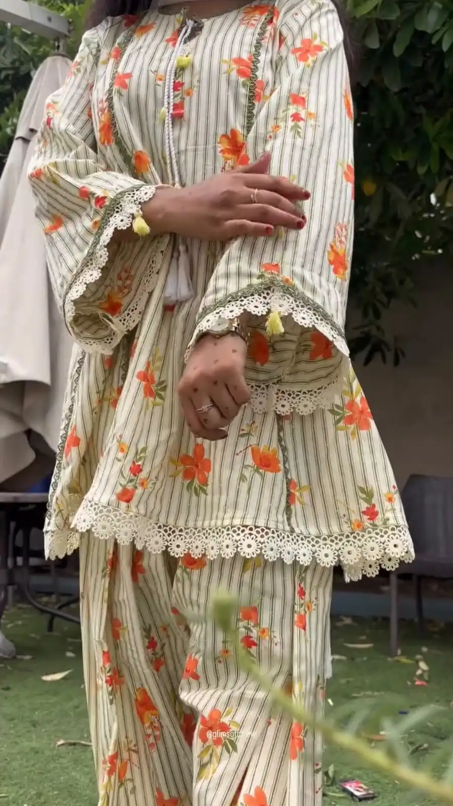 SRK 5362 Off White Natural Crep Lace Work & Digital Print Salwar Suit . Exclusive Offer ₹1899. Delivery 4-6 Working Days. Shop now. | Jump Suits, Salwar suit, Casual Suits, Creative suits, Designer Suits, Palazzo Suits, Party Wear Suits, Patiala Suits, Straight Suits