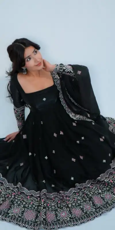 Alternative view of Aglow Black Fendy Satin Lace Embroidery Work Gown