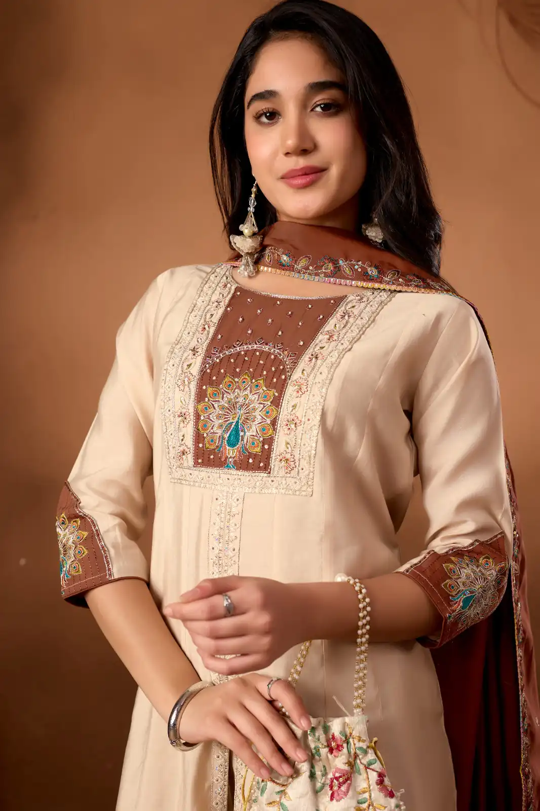 Aglow Cream Roman Silk Thread Work Salwar Suit - Image 2