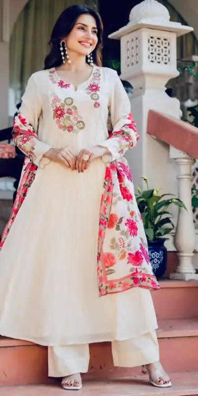 Glowing White Mal Chanderi Embroider Work Salwar Suit