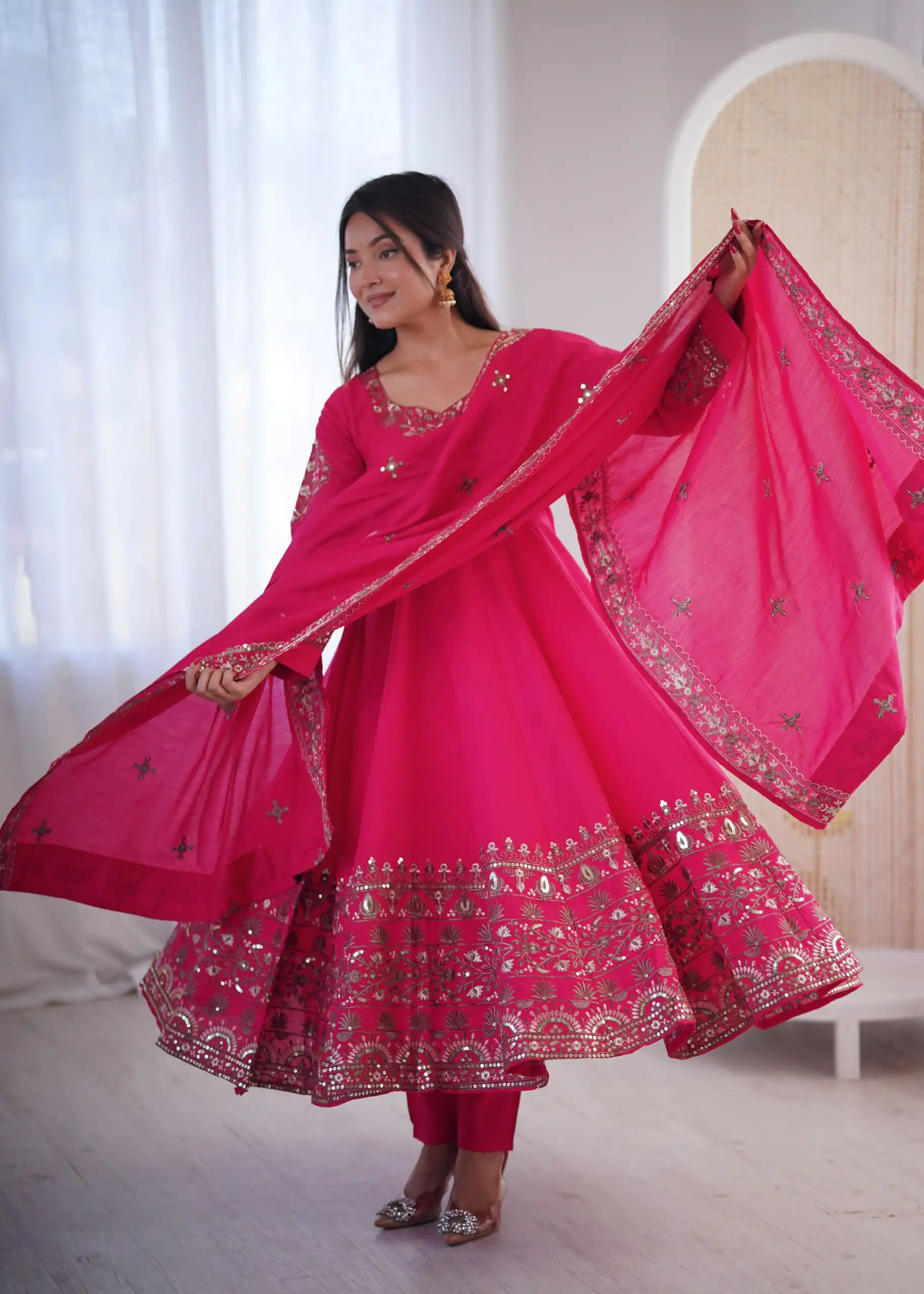Nice Pink Roman Silk Embroidery Work Gown